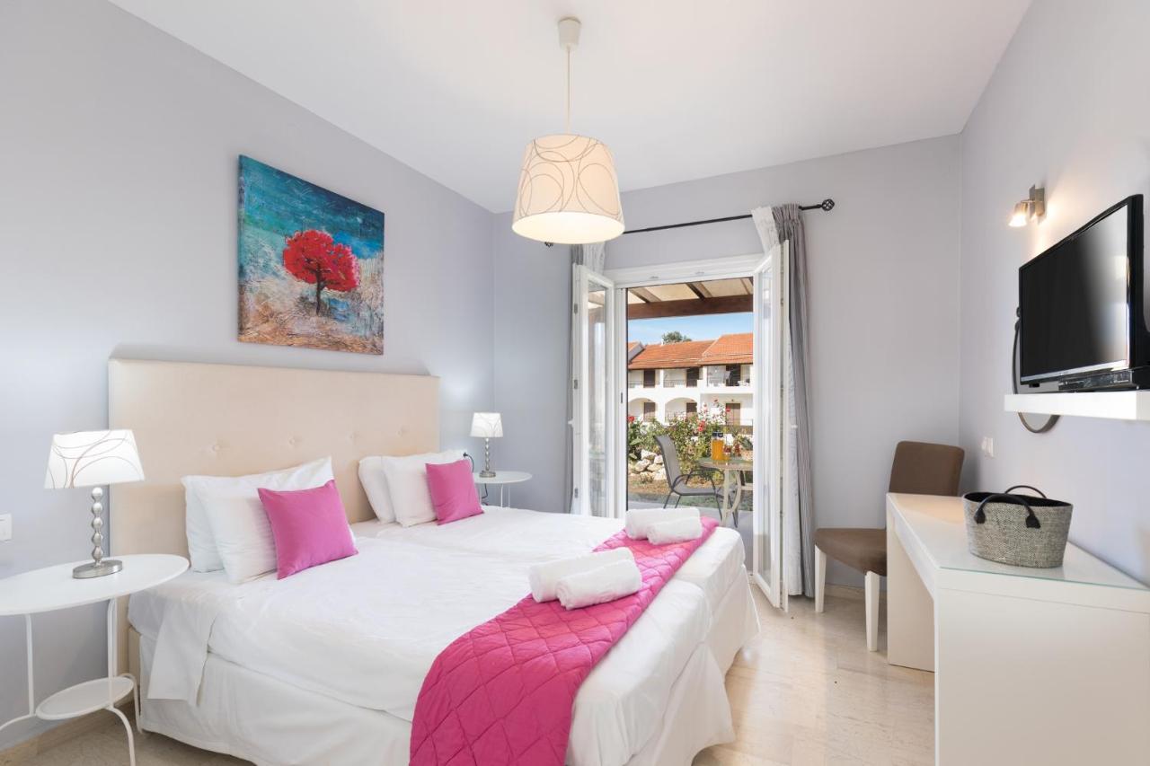 Garden Apartments Agios Stefanos Corfu Ájosz Sztéfanosz Kültér fotó