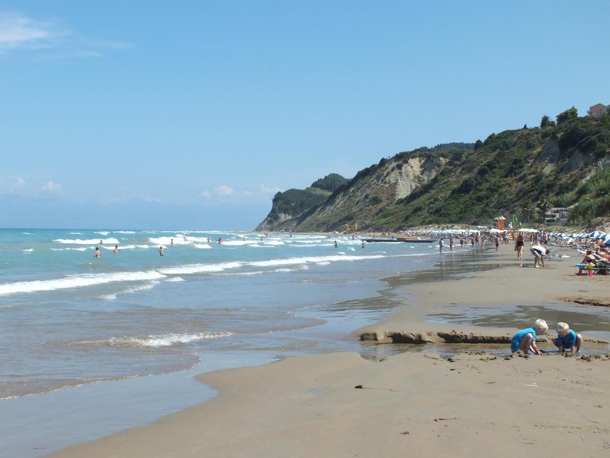 Garden Apartments Agios Stefanos Corfu Ájosz Sztéfanosz Kültér fotó